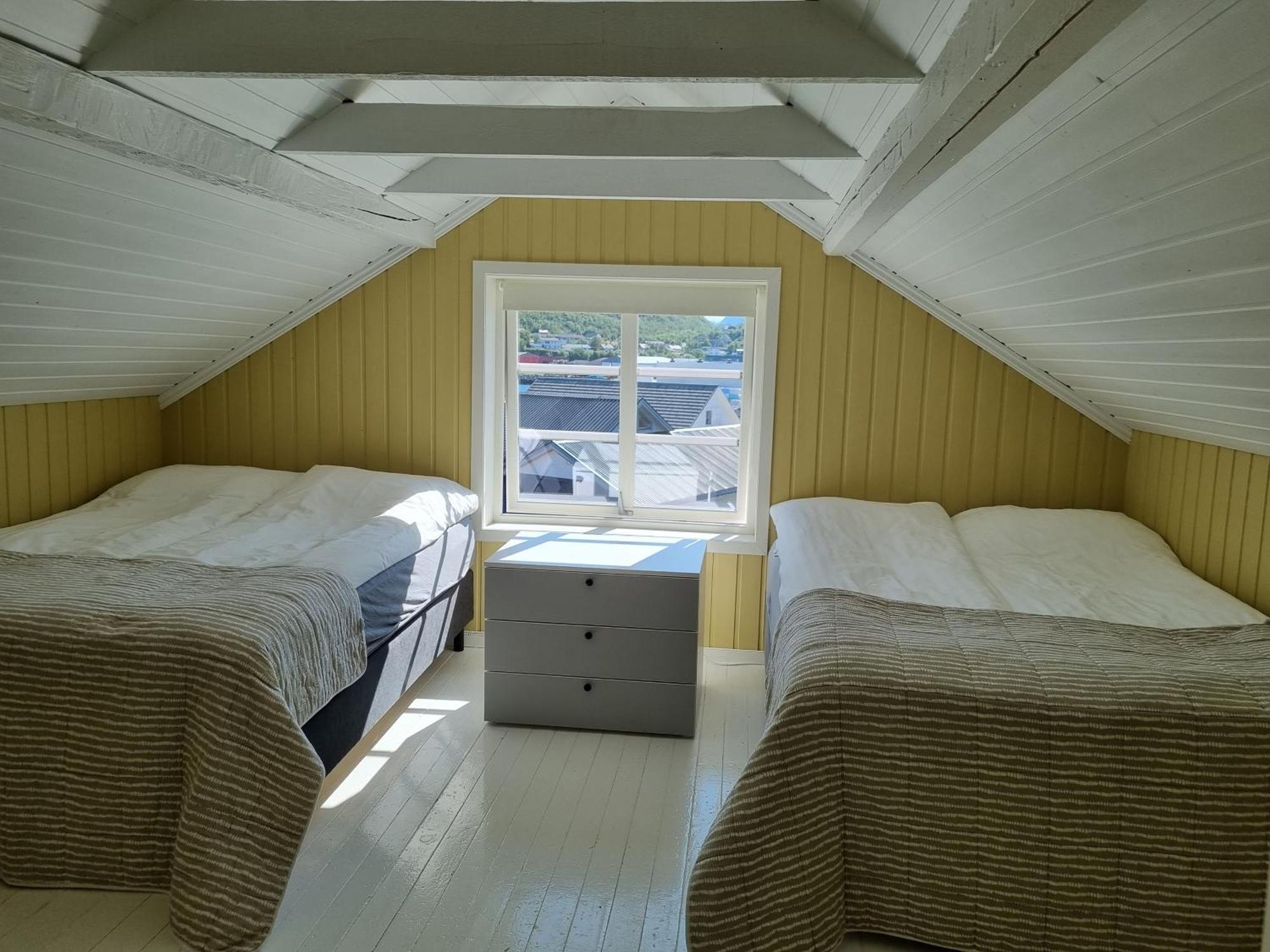 Loftsleilighet Midt I Sentrum Skjervoy Luaran gambar