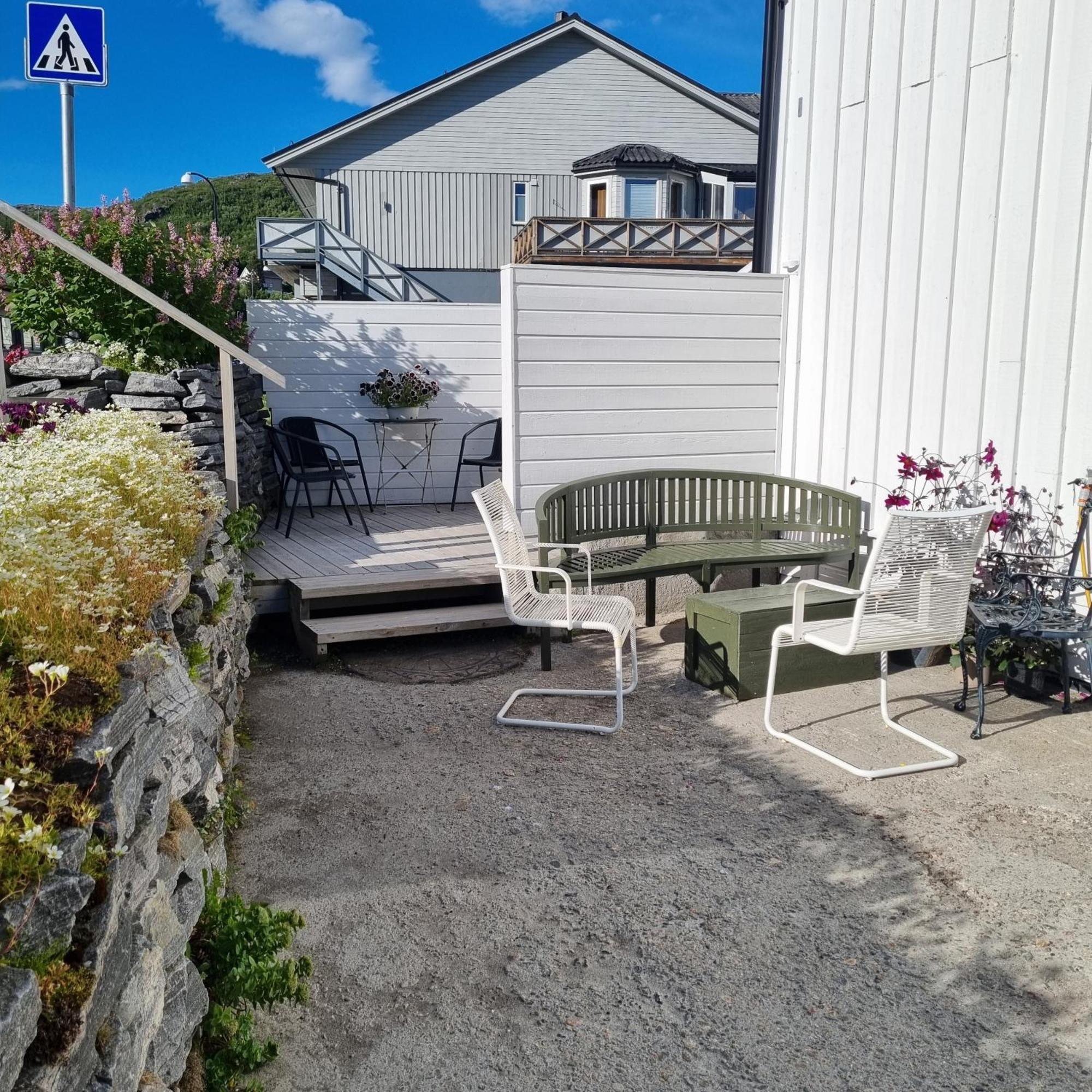 Loftsleilighet Midt I Sentrum Skjervoy Luaran gambar